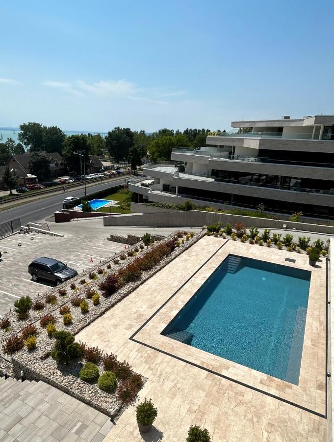 Club Panorama Lake View Apartment Alsóörs Eksteriør billede